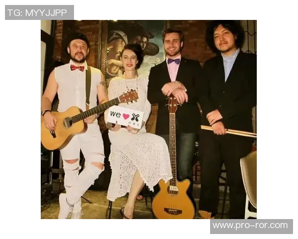 达洛特姐姐将为英国歌手斯科特演唱会献唱开场曲目